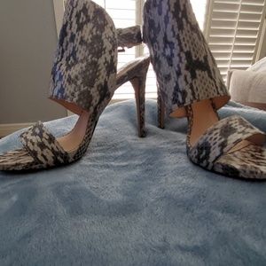 Vince Camuto Heels NWOTOB